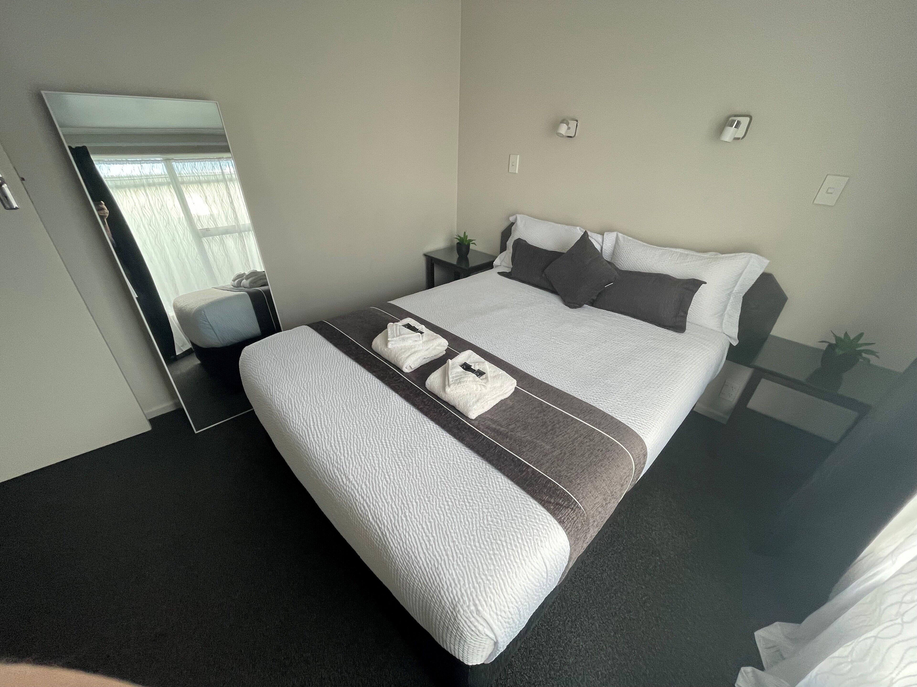 Units 6+7: One Bedroom units | Biancheria in cotone egiziano, biancheria da letto di alta qualità