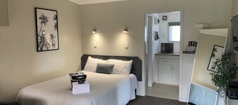 Travellers Inn Motel