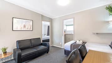 Units 6+7: One Bedroom units | Living area