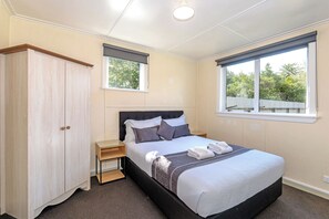 Casa rural Comfort, 3 dormitoris (Unit 21 cottage) | Llençols de cotó egipci, roba de llit d'alta qualitat i escriptori