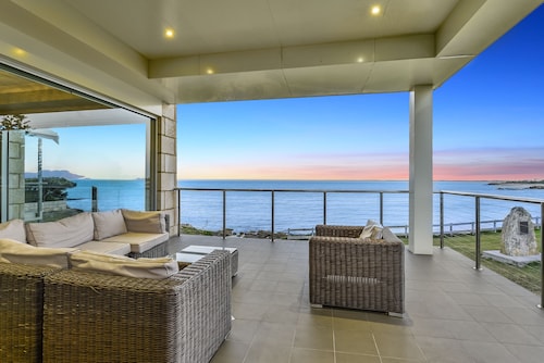 Aloha Waterfront Properties