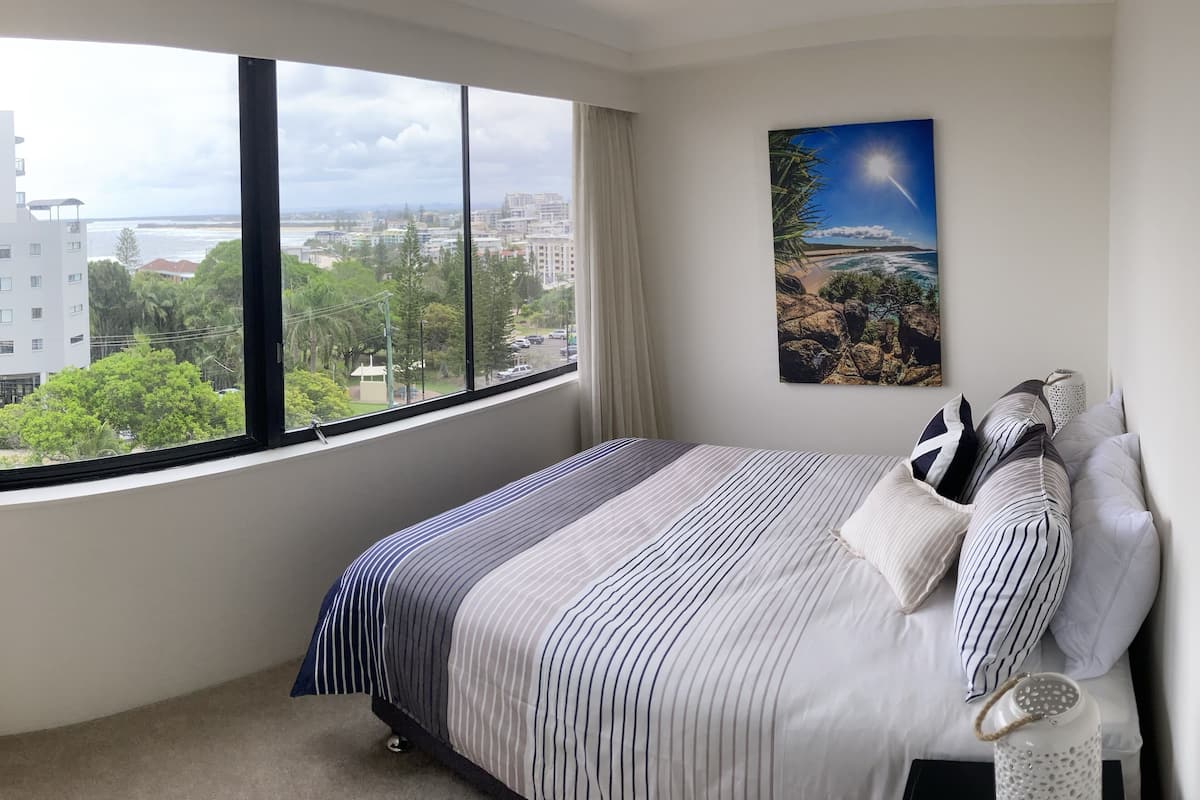 Apartment, 3 Bedrooms (Three Queen Beds) | 3 bilik tidur, dihias secara berasingan