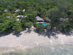 Beach - Koh Jum Beach Villas (Nuea Khlong)