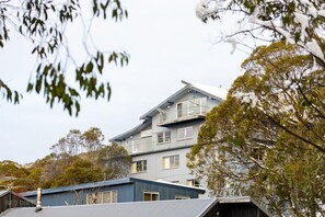 Bagian depan properti