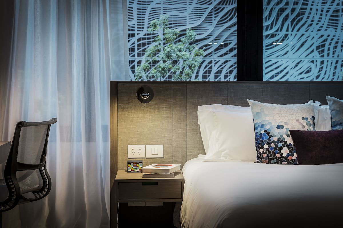 1 bedroom, premium bedding, pillow-top beds, in-room safe