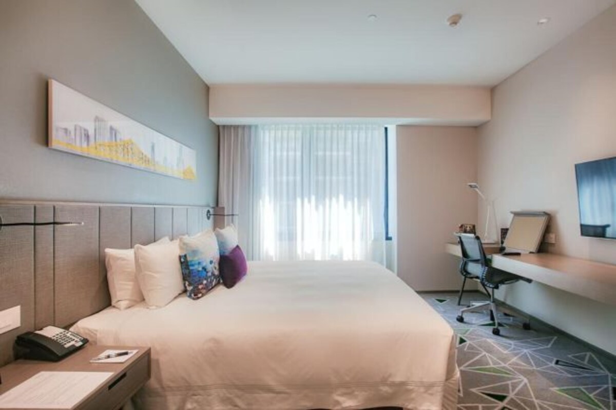 Premium bedding, pillowtop beds, in-room safe, desk