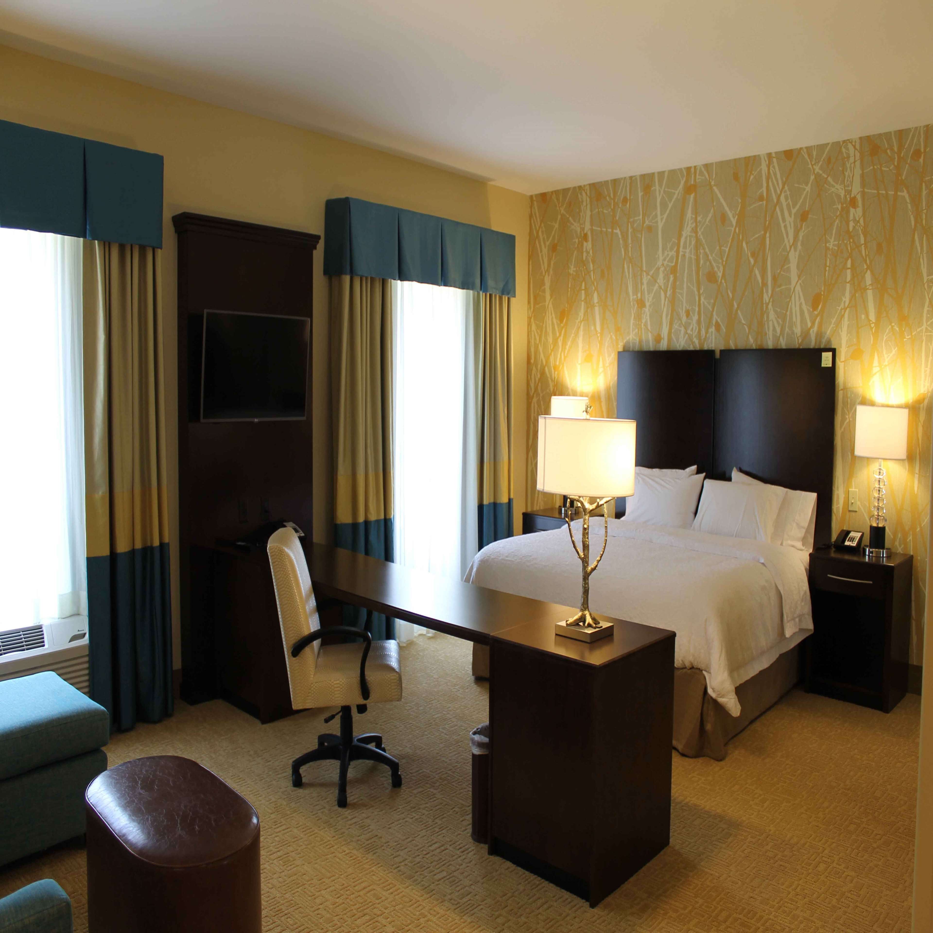 king, studio, 1 king bed, non smoking | desk, laptop workspace, blackout curtains, iron/ironing board