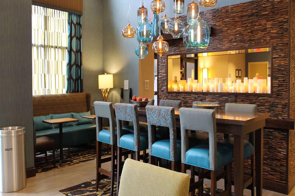 Hampton Inn & Suites Stroudsburg Pocono Mountains