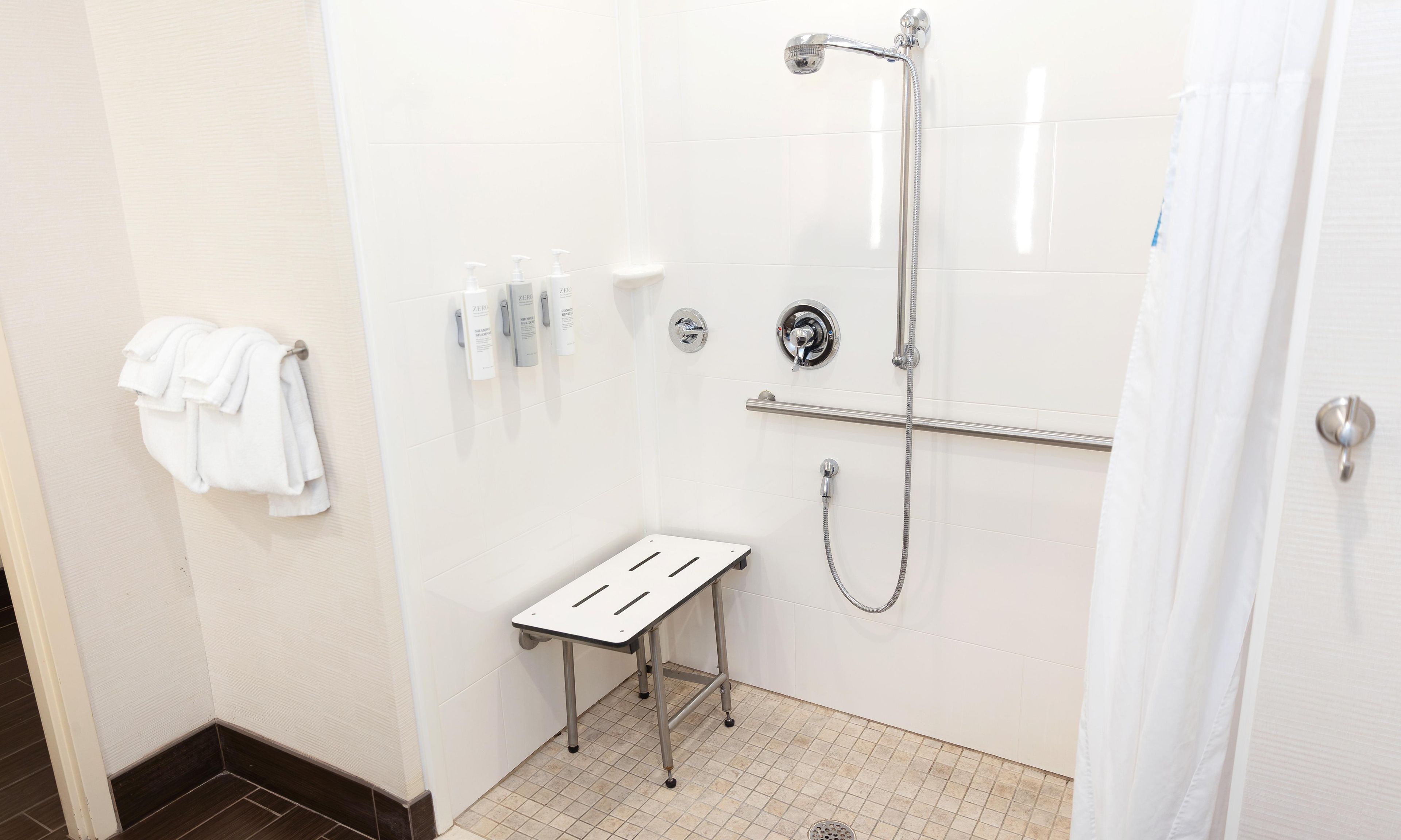 Shower kamar mandi