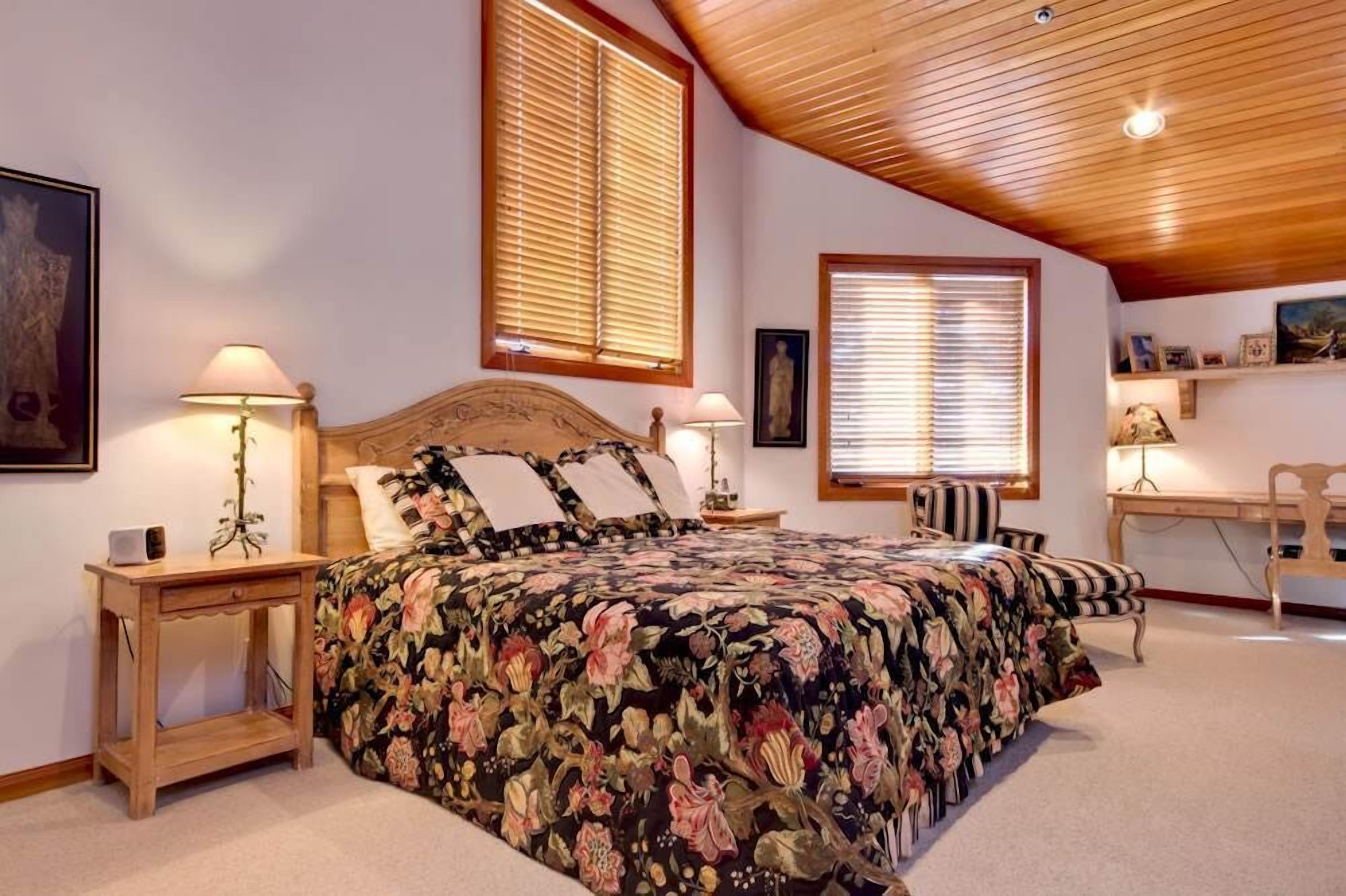 Condo, 3 Bedrooms | 3 bedrooms, free WiFi