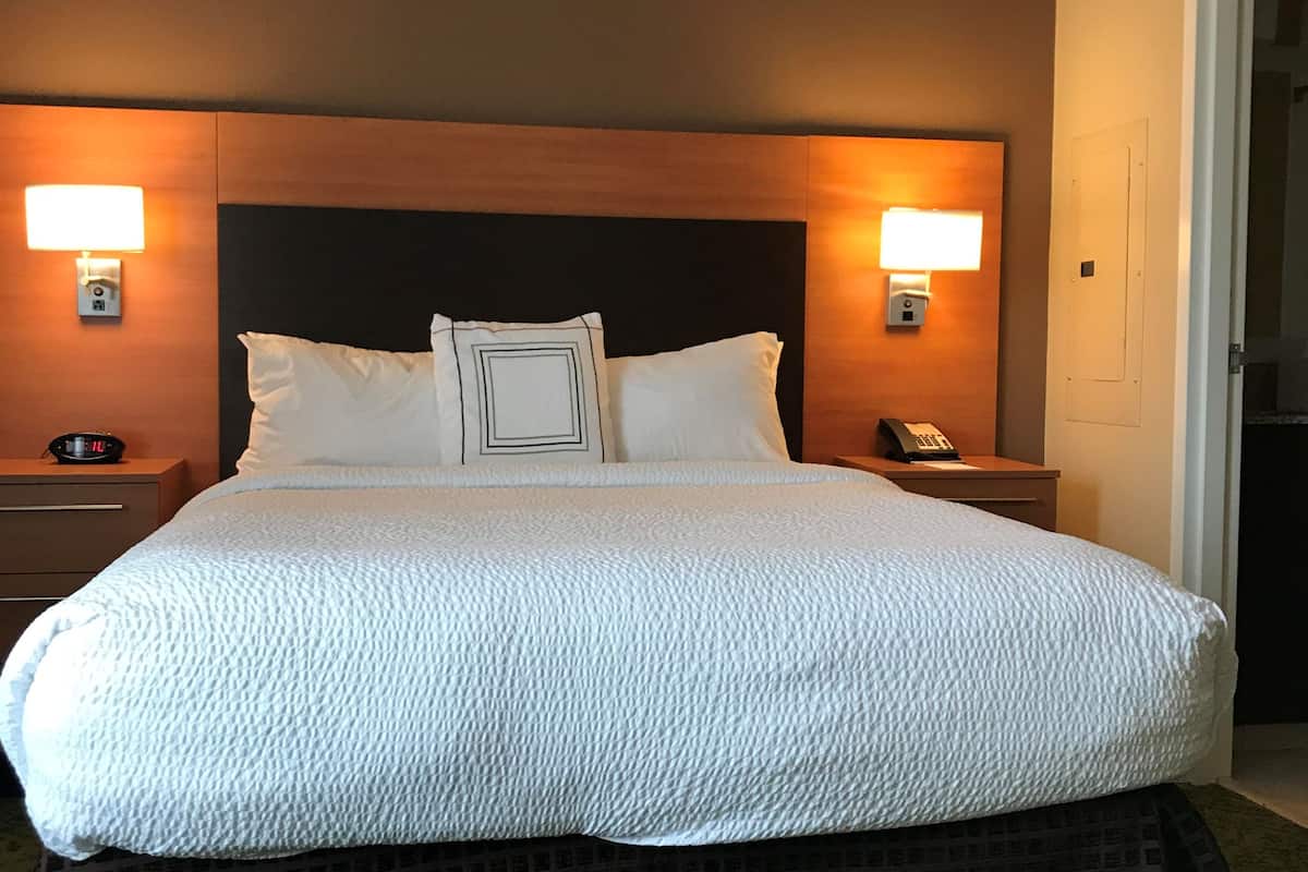 desk, blackout curtains, iron/ironing board, free wifi