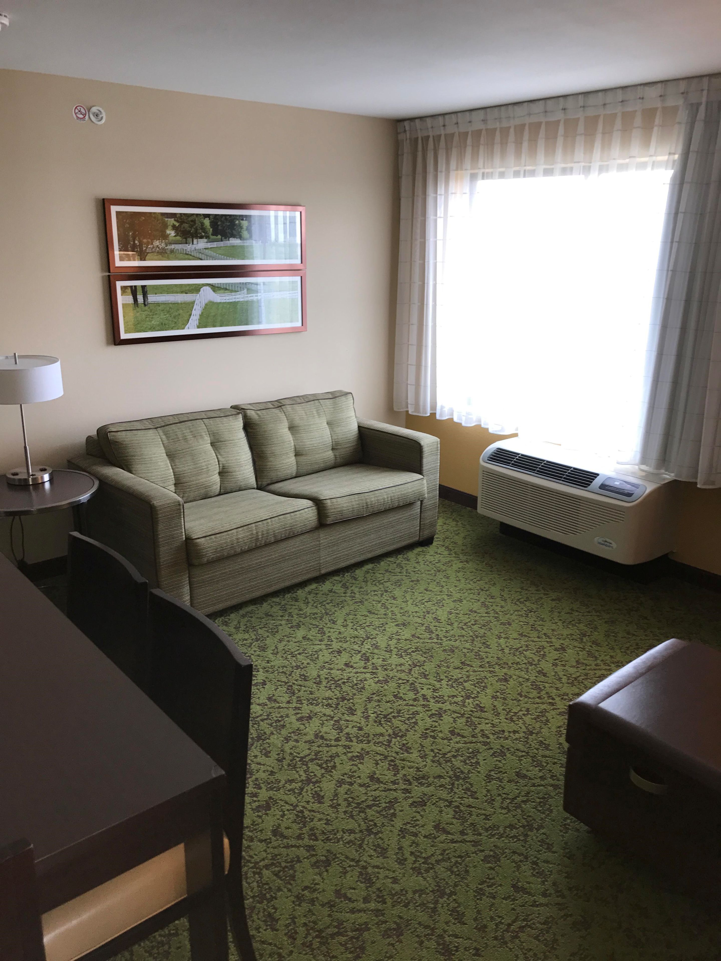 32-inch led tv with satellite channels, tv, netflix