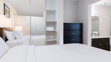 Iron/ironing board, free WiFi, bed sheets