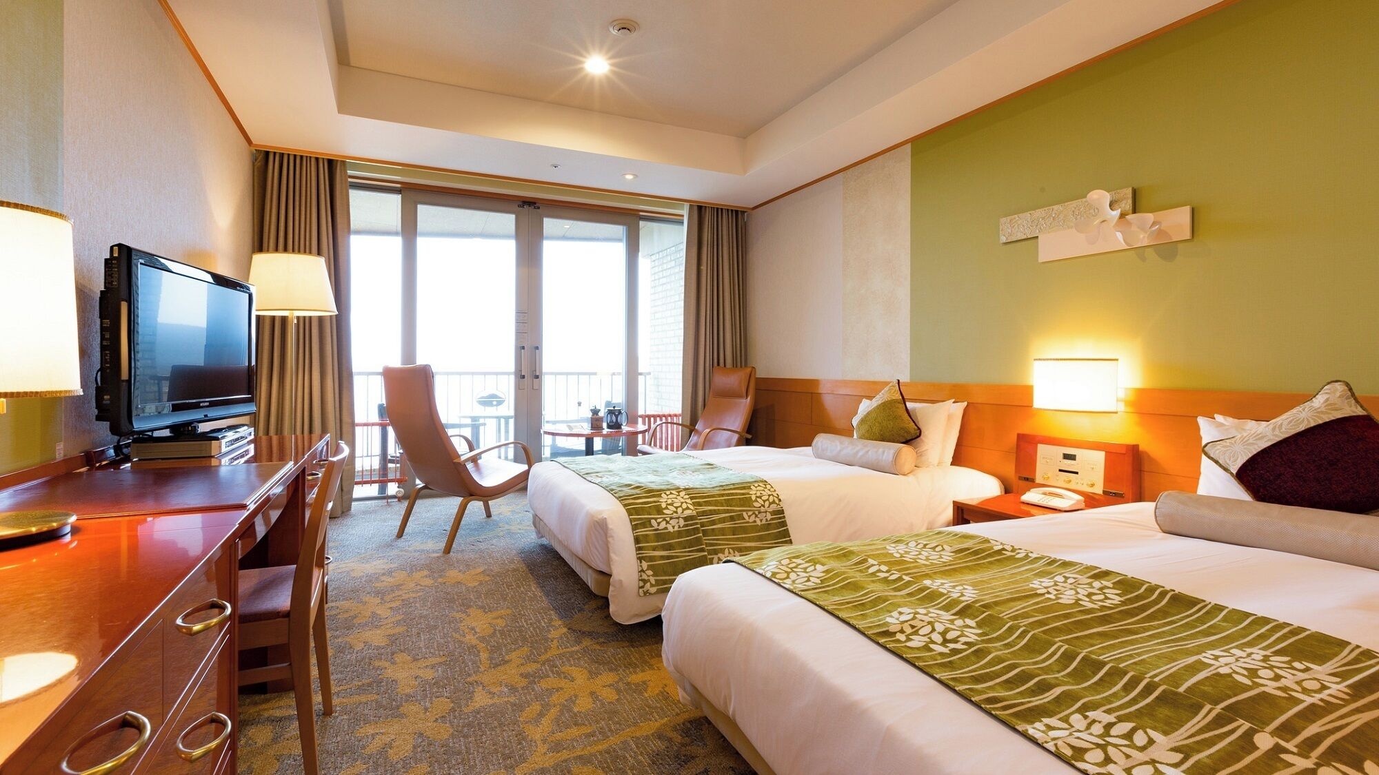 In-room safe, desk, laptop workspace, blackout curtains