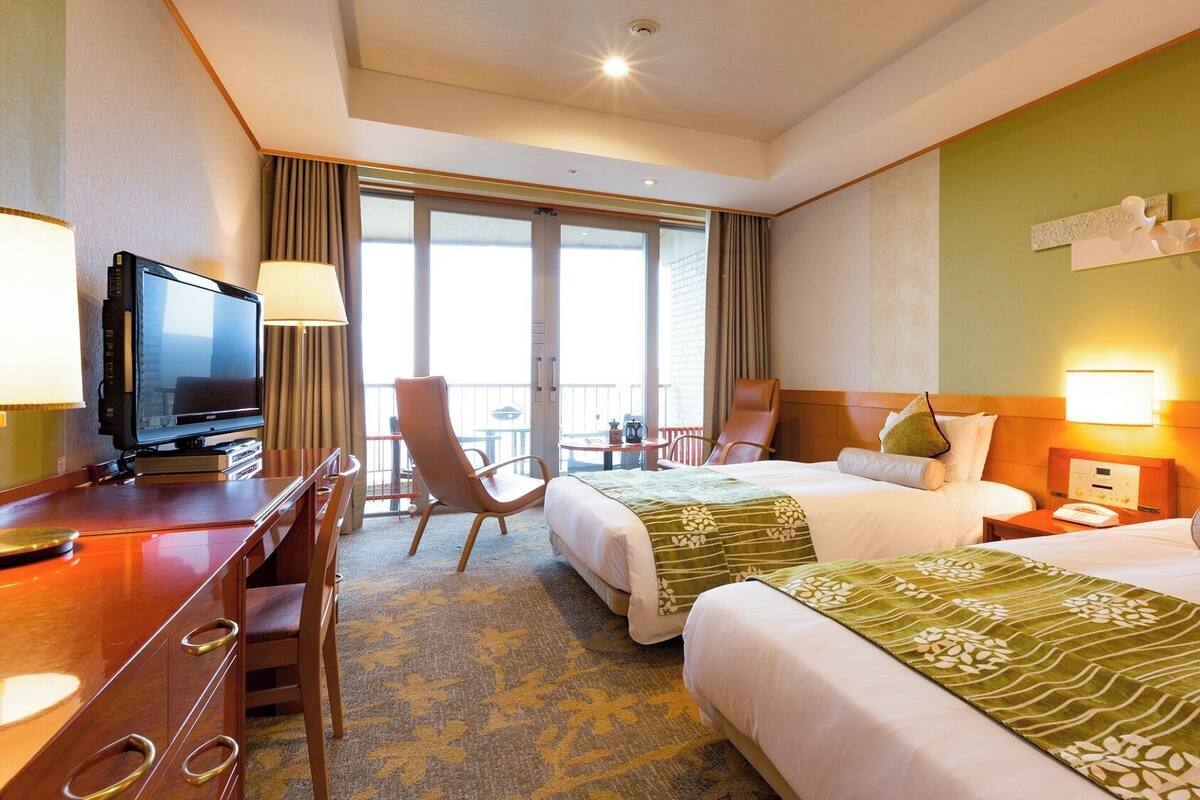 In-room safe, desk, laptop workspace, blackout curtains