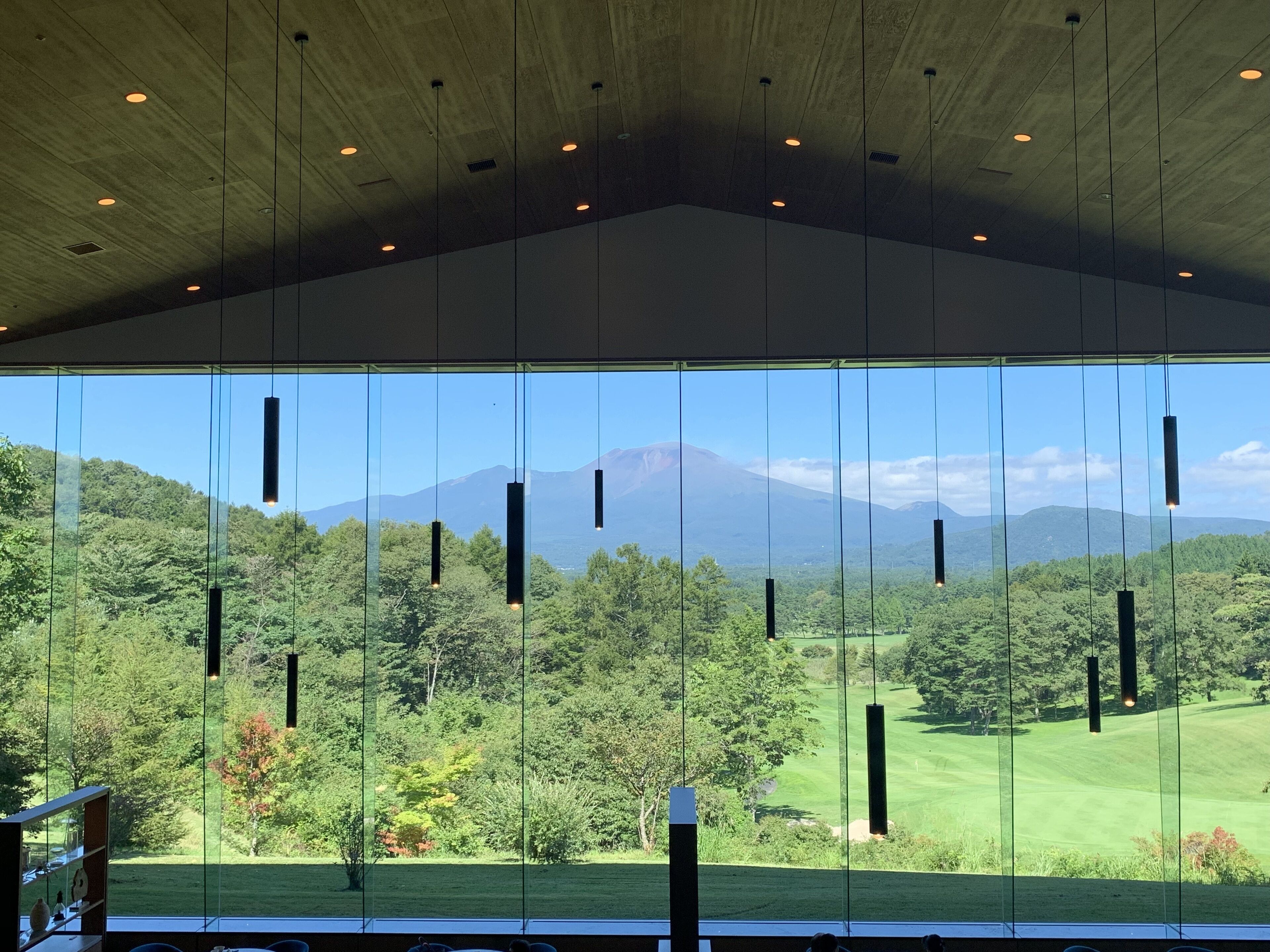 breakfast, lunch, dinner served; garden views