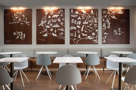 Café da manhã continental grátis todos os dias. TownePlace Suites by Marriott Laredo