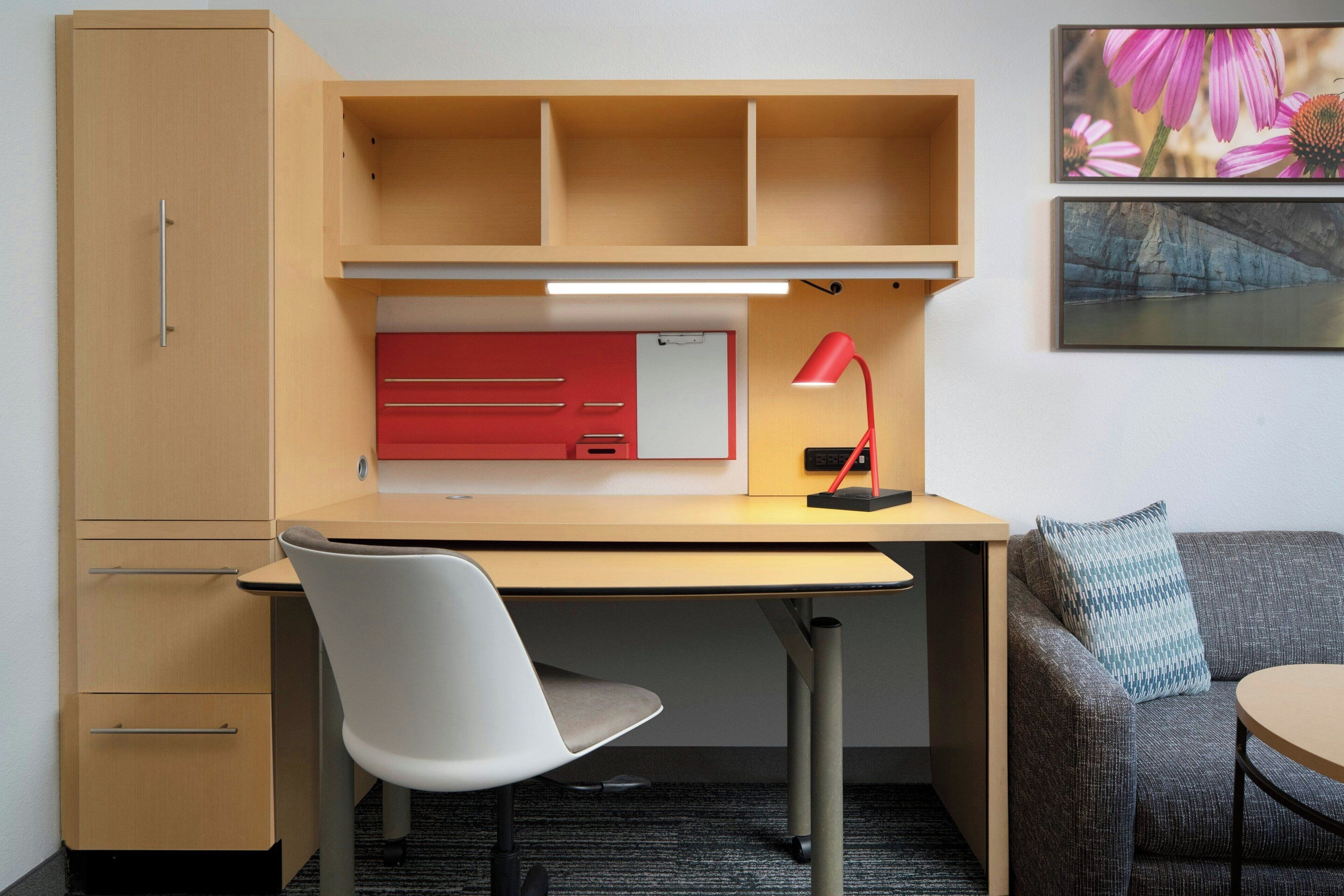 1 bedroom, pillow-top beds, in-room safe, laptop workspace