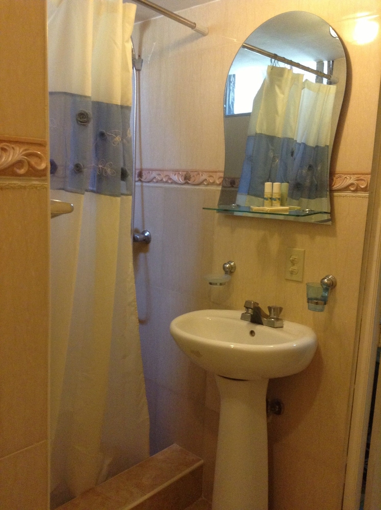 Adam Suites Hotel by null