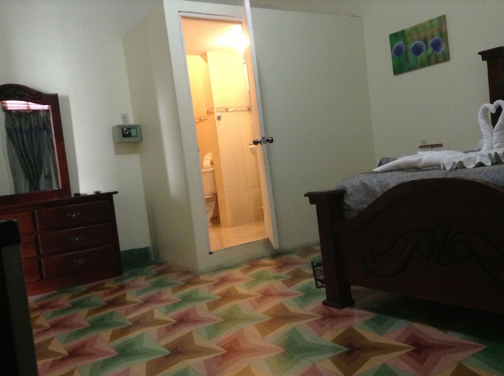 Adam Suites Hotel by null