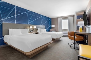 Chambre Standard, 2 grands lits, non-fumeurs | Bureau, espace de travail pour ordinateur portable, rideaux occultants