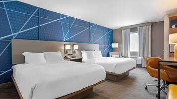 Værelse - 2 queensize-senge - ikke-ryger | Skrivebord, arbejdsområde til bærbare computere, mørklægningsgardiner