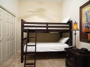 Standard Condo, 3 Bedrooms
