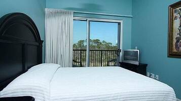 Standard Condo, 3 Bedrooms | 1 bedroom, premium bedding, free WiFi