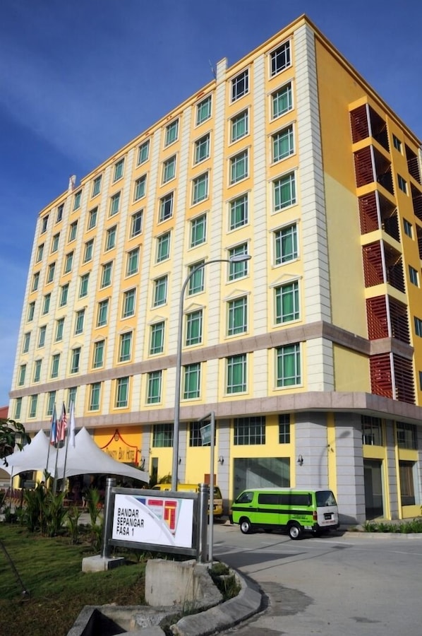 Exterior - Tang Dynasty Bay Hotel (Kota Kinabalu)
