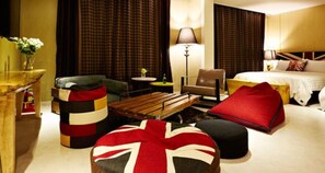 Suite Twin | Ropa de cama de alta calidad, minibar, wifi gratis y ropa de cama 