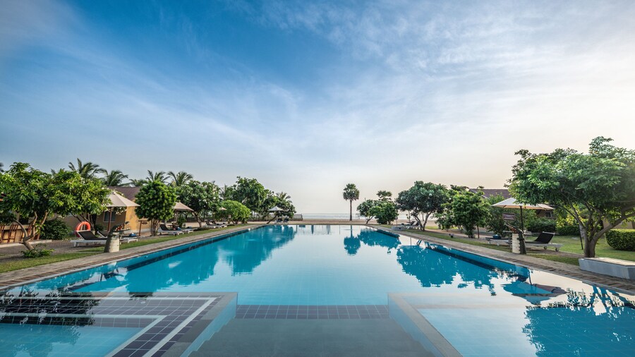 Amethyst Resort Passikudah