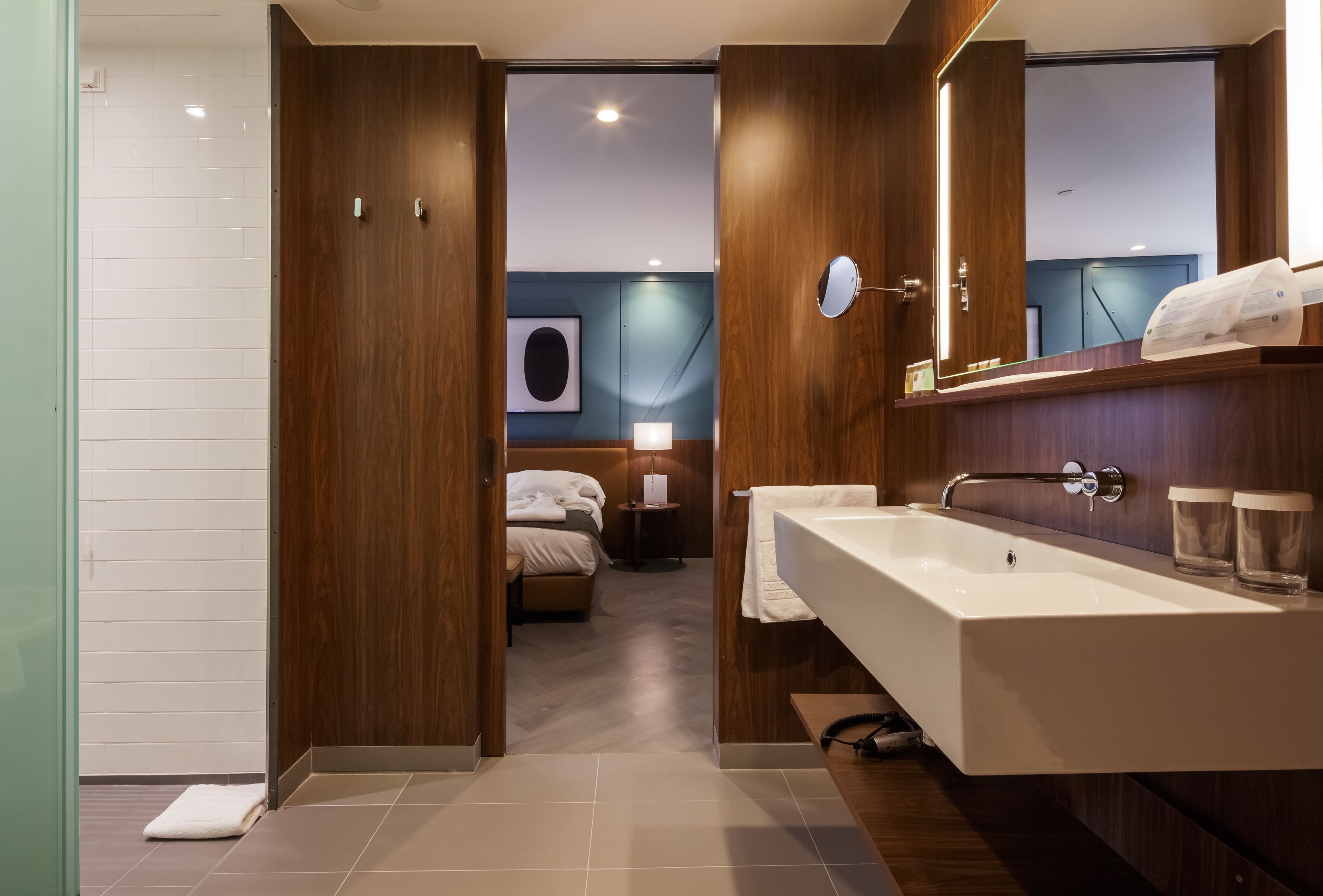 premium bedding, down duvets, minibar, in-room safe