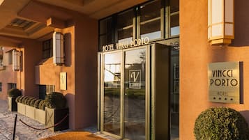 Entrada al alojamiento