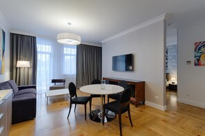 LCD TV - Apartments CITYHOTEL (Kyiv)