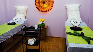 Body treatments, aromatherapy, Thai massages, body scrubs, reflexology