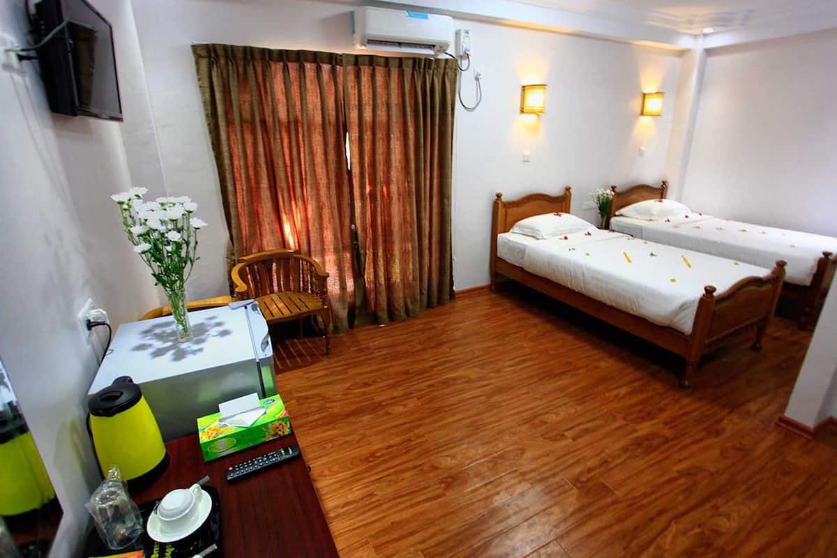 deluxe double or twin room, 1 double or 2 single beds, pool view | view from room