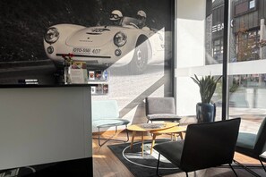 Exterior - Garner Hotel Stuttgart - Zuffenhausen by IHG (Stuttgart)