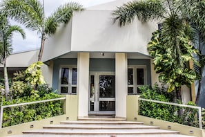 Front of property - Bella Noni B&B (Aguadilla)