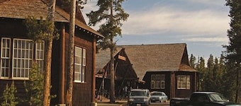 Lake Lodge Cabins - Inside the Park