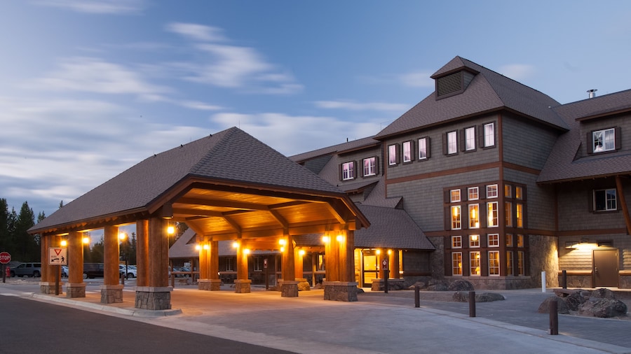 Canyon Lodge & Cabins - Inside the Park