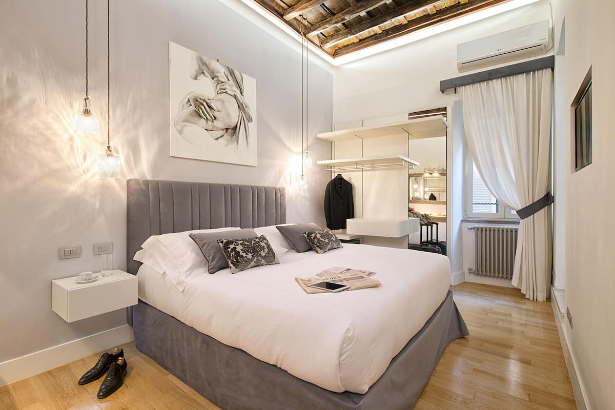 Habitación doble | Ropa de cama de alta calidad y minibar