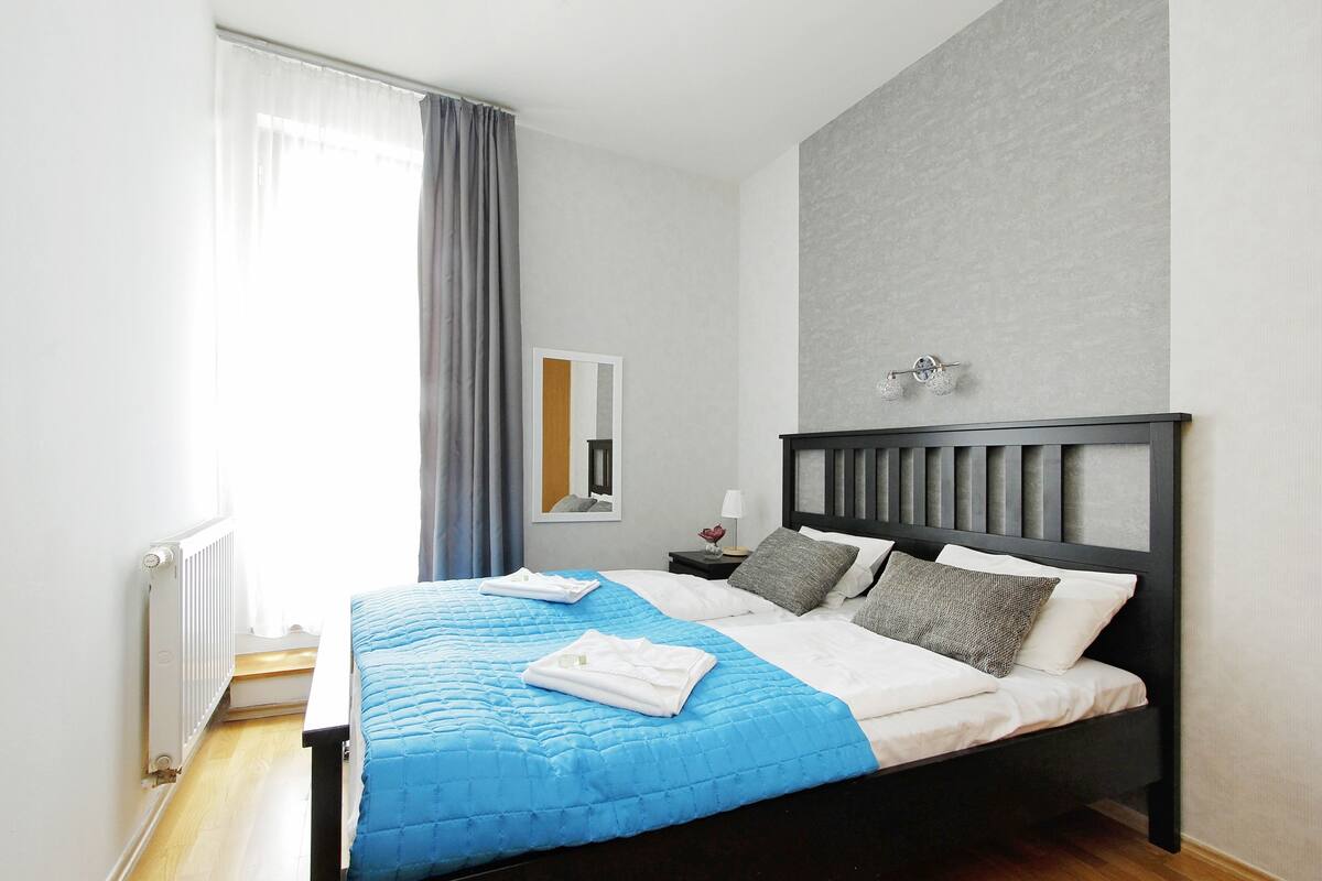 1 bedroom, premium bedding, in-room safe, iron/ironing board