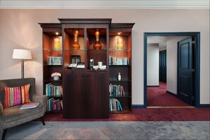 Suite, 1 King Bed (Canal House) | Living room | Flat-screen TV, pay films