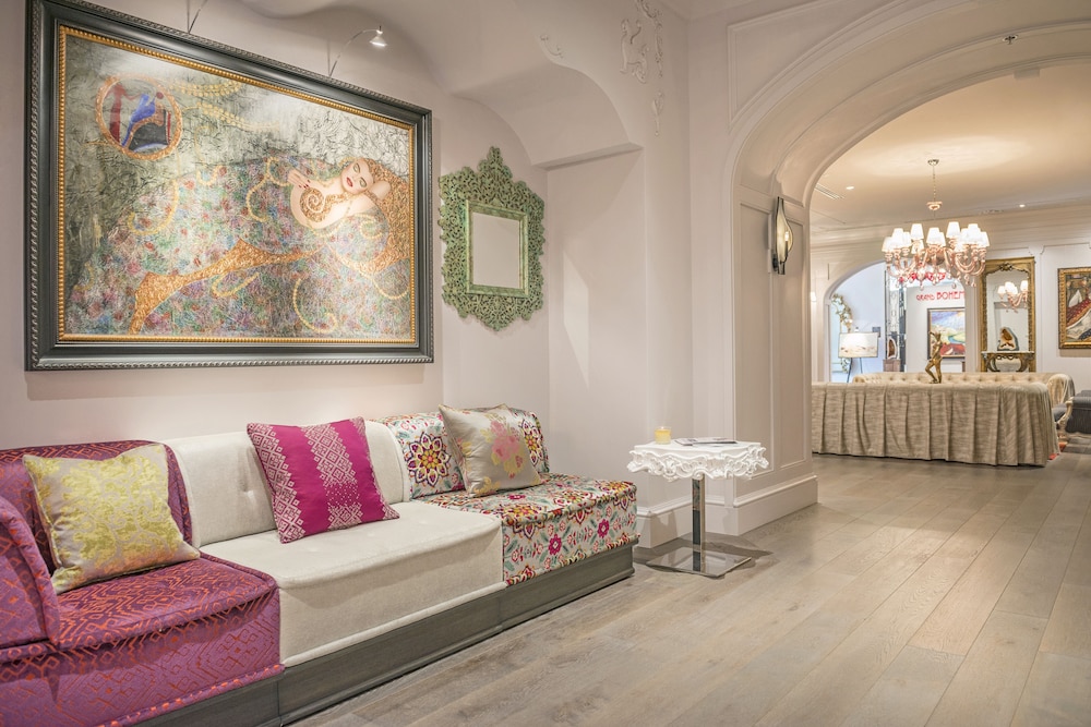 Grand Bohemian Charleston, Autograph Collection by null