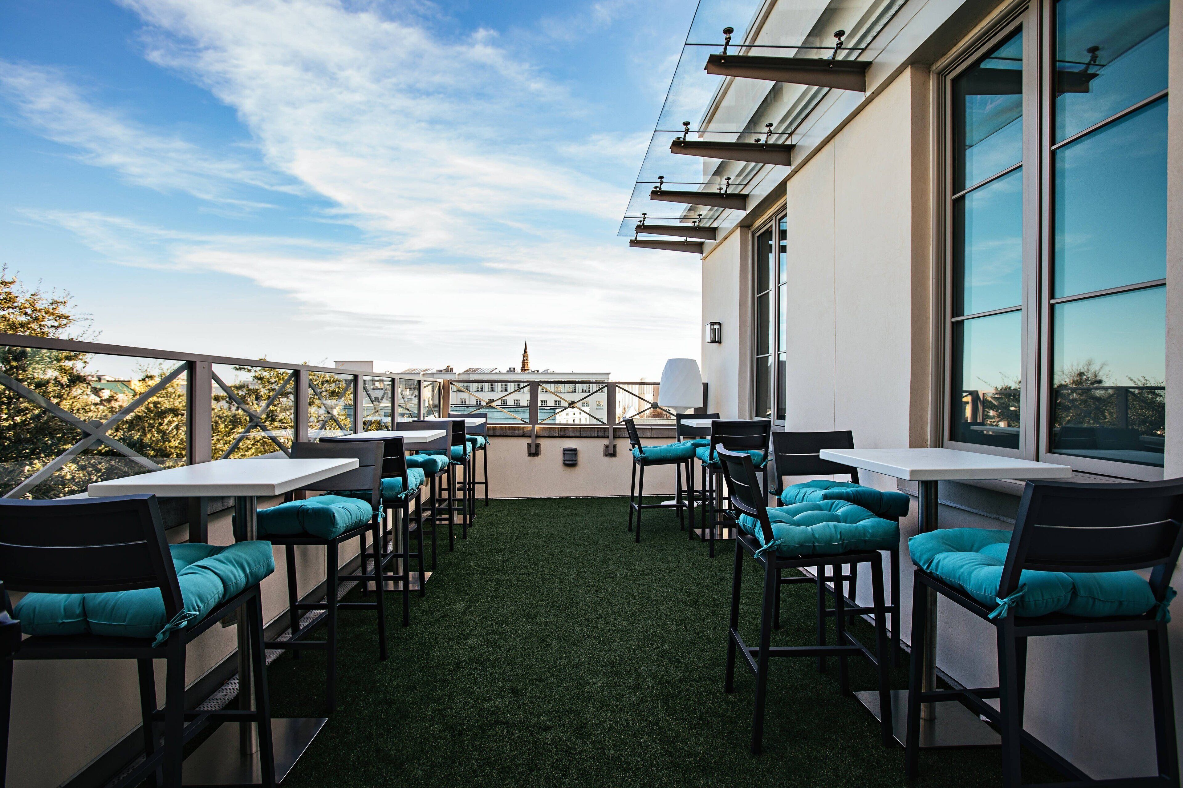 breakfast, lunch and dinner served