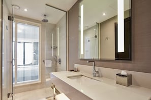 Buồng tắm vòi sen, vòi sen phun mưa