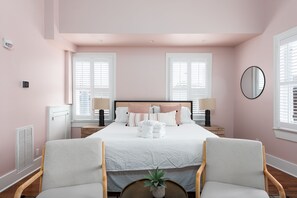 1 bedroom, individually decorated, individually furnished