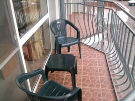 Double or Twin Room | Balcony