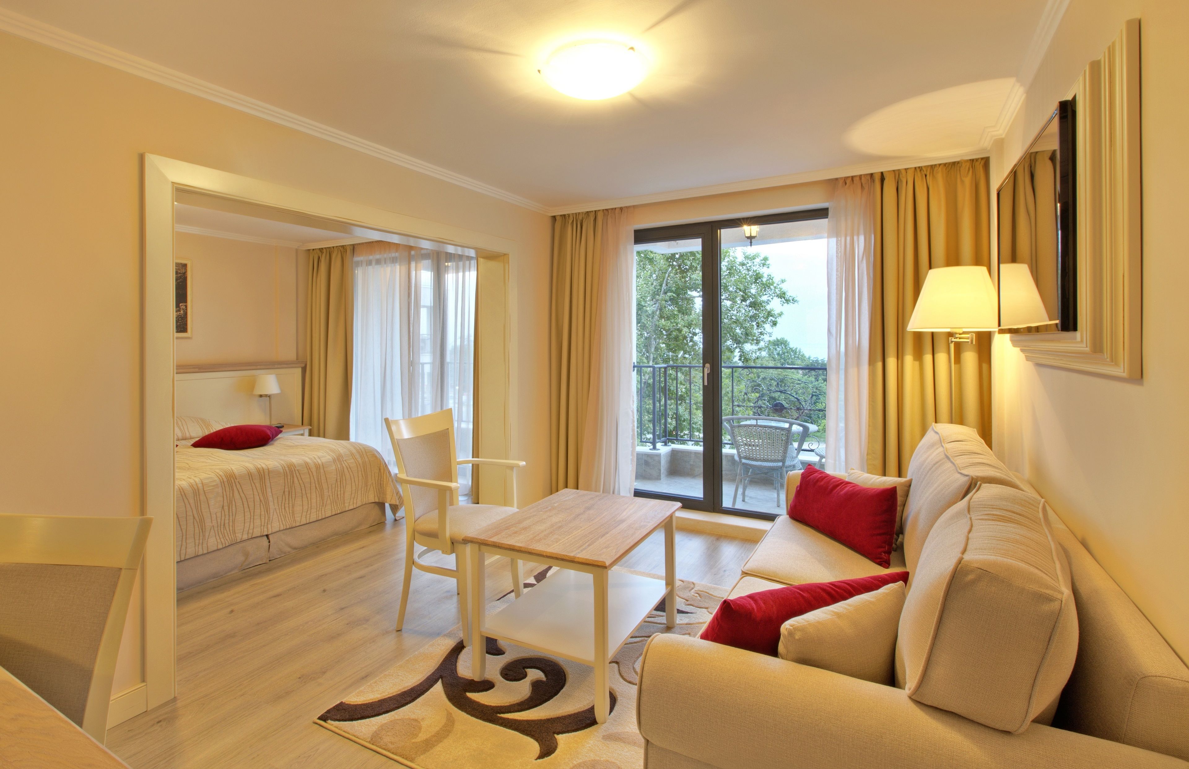 Coffres-forts dans les chambres, Wi-Fi gratuit, draps fournis