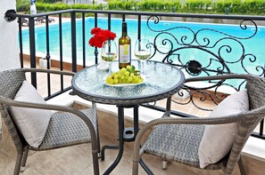 Terrace/patio - White Rock Castle Suite Hotel & SPA (Balchik)